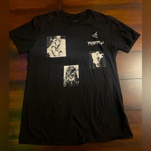 Poppy Medium T-Shirt